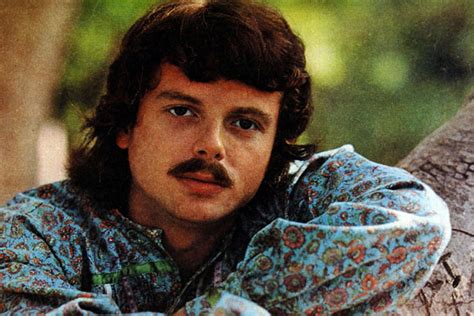 Popular Scott McKenzie songs. San Francisco (Be Sure to Wear Some Flowers in Your Hair) Scott McKenzie. What’s The Difference (Chapter I) Scott McKenzie. No, No, No, No, No. Scott McKenzie. Like ...